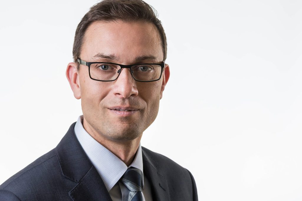 Grantham-Lincolnshire-headshot-portrait_Richard-Walker