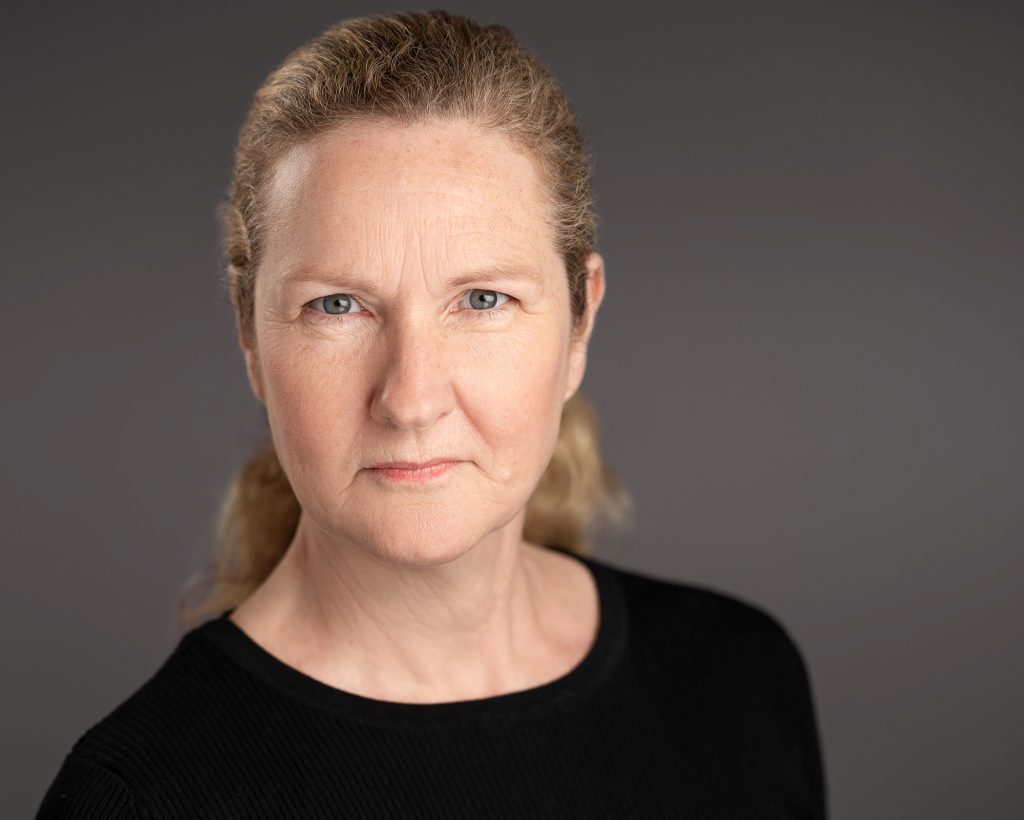 Acting-headshot-near-me-photographer-Lincoln-Lincolnshire-featuring-Philippa2
