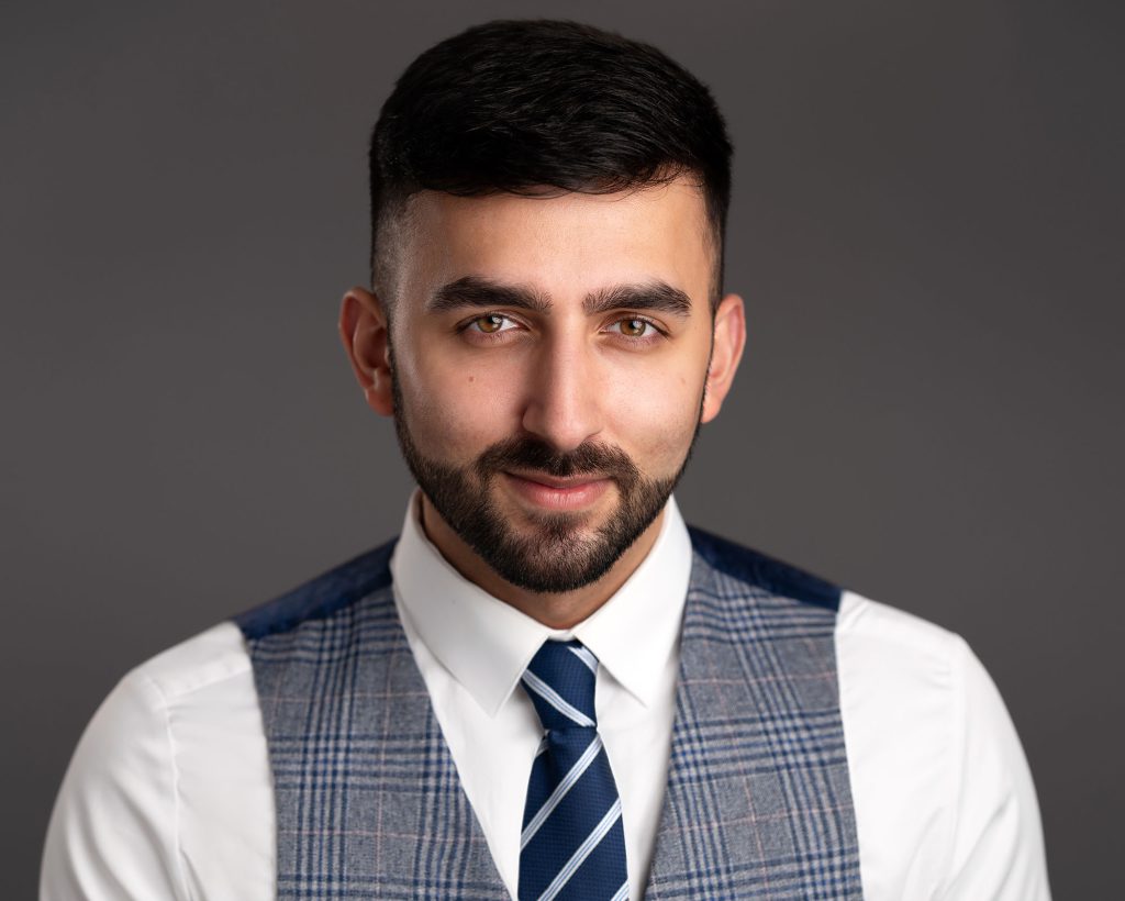 03-Jarred-lawyer-solicitor-business-corporate-profile-picture-photo-headshot-near-me-photographer-Lincolnshire-Lincoln-Nottingham-Peterborough-Stamford-East-Midlands-horiz