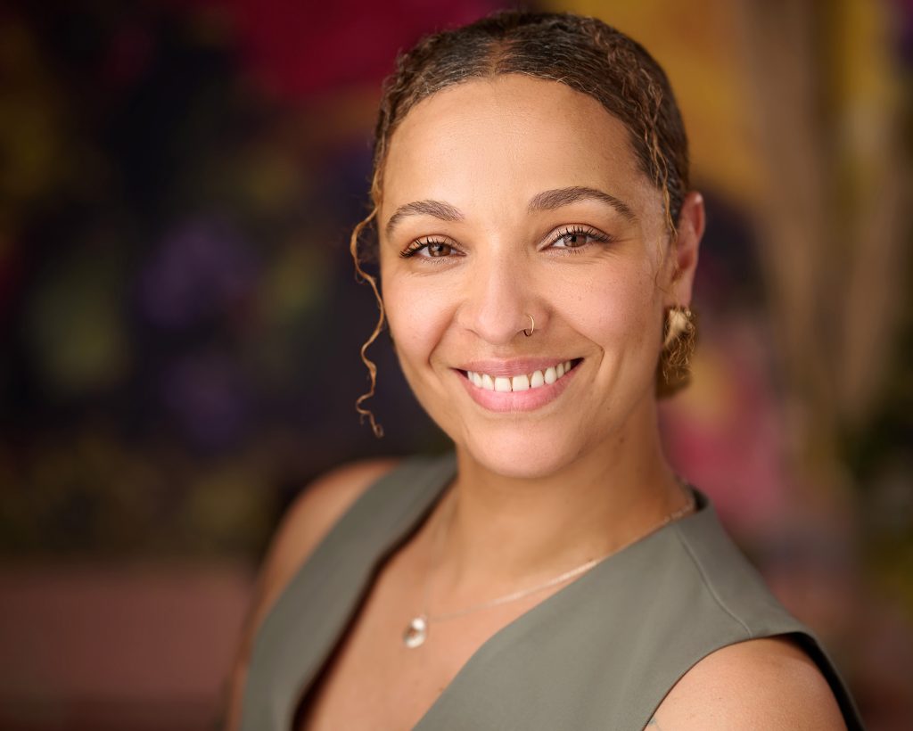 business-headshot-photographer-near-me-Lincoln-Nottingham-Stamford-Peterborough-Leicester-Boston